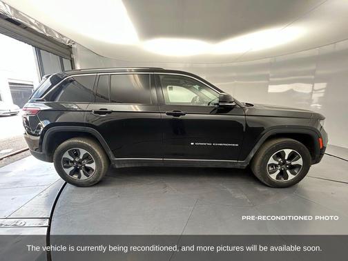 2023 Jeep Grand Cherokee 4xe Base