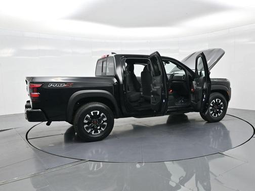 2022 Nissan Frontier PRO-X