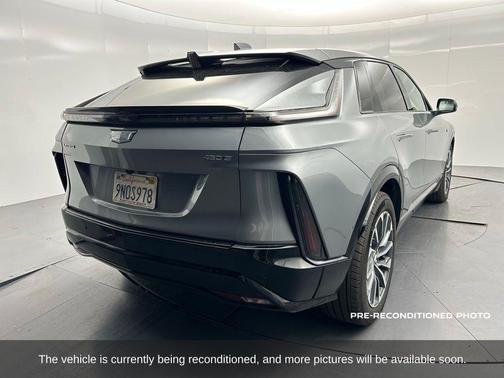 2024 Cadillac LYRIQ Sport