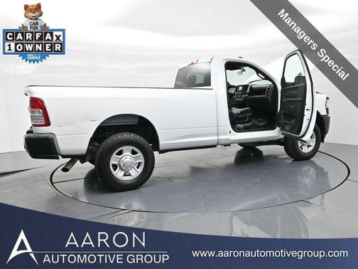 2022 RAM 3500 Tradesman Regular Cab 4x4 8' Box