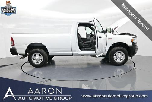 2022 RAM 3500 Tradesman Regular Cab 4x4 8' Box
