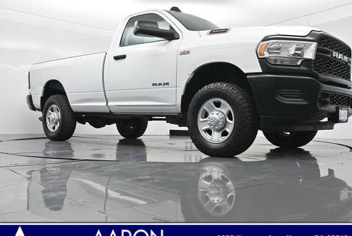 2022 RAM 3500 Tradesman Regular Cab 4x4 8' Box