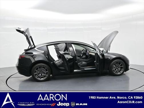 2019 Tesla Model 3 Standard Range