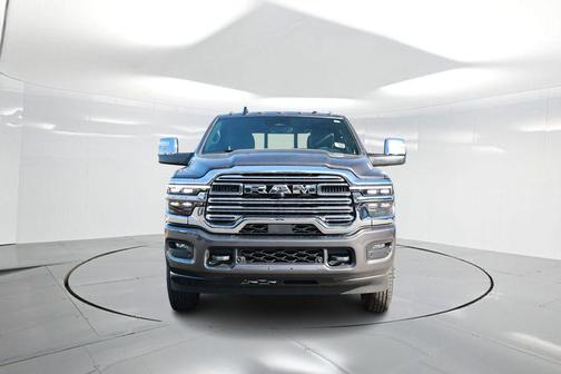 2026 RAM 3500 Laramie Crew Cab 4x4 8' Box