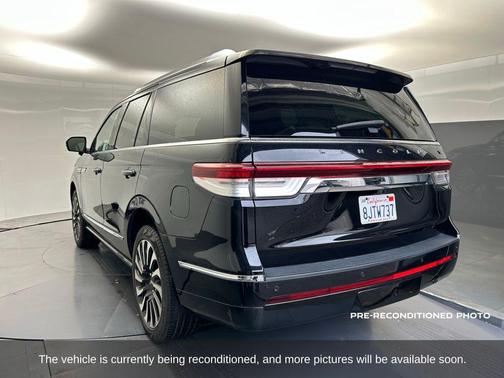 2023 Lincoln Navigator Black Label