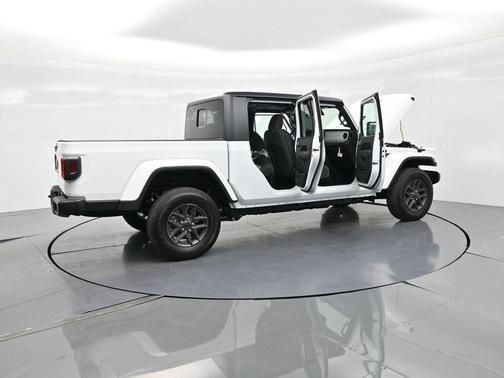 2025 Jeep Gladiator Sport S