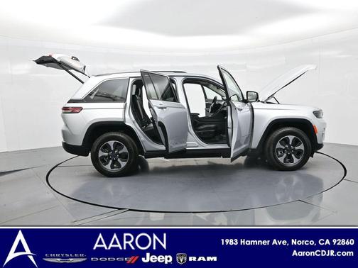 2023 Jeep Grand Cherokee 4xe Base