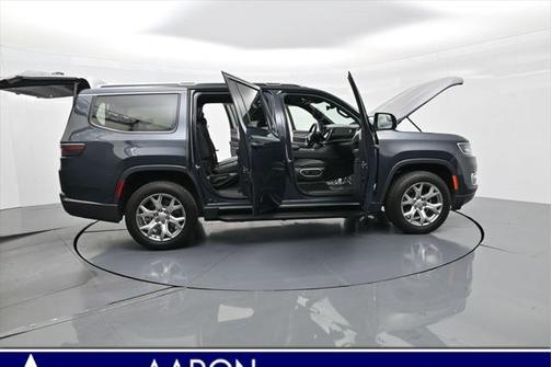 2022 Jeep Wagoneer Series II 4x4