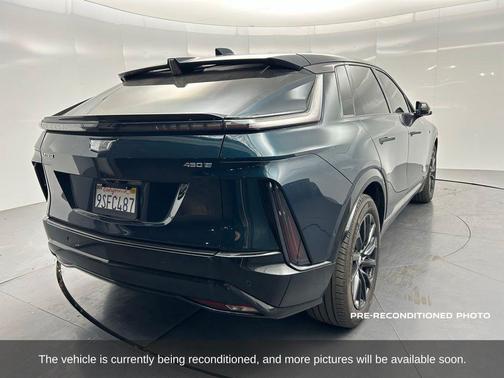 2024 Cadillac LYRIQ Sport