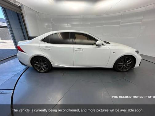 2018 Lexus IS 300 Base