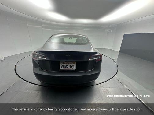 2023 Tesla Model 3 Standard Range