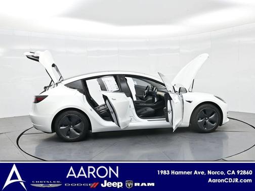 2020 Tesla Model 3 Standard Range