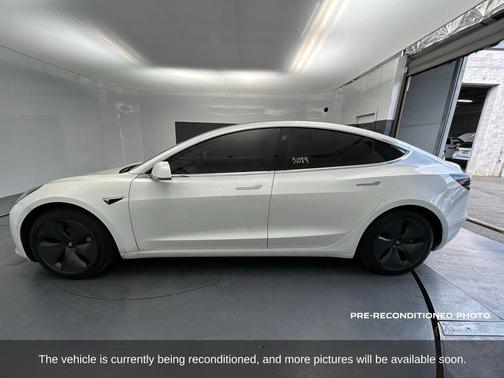 2020 Tesla Model 3 Standard Range