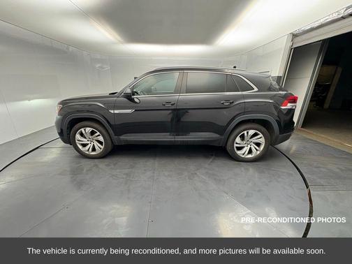 2020 Volkswagen Atlas Cross Sport 2.0T SEL