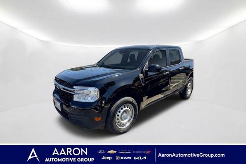 Shadow Black 2025 Ford Maverick XL