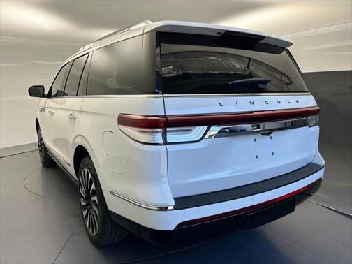 2022 Lincoln Navigator Black Label