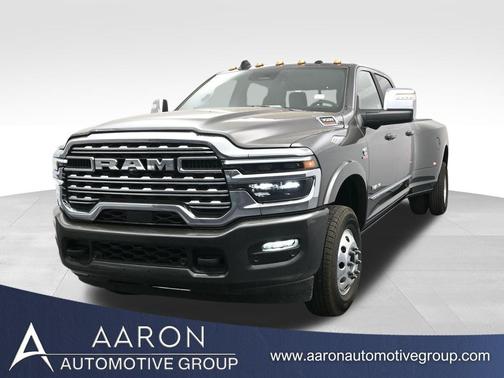 2026 RAM 3500 Limited Crew Cab 4x4 8' Box