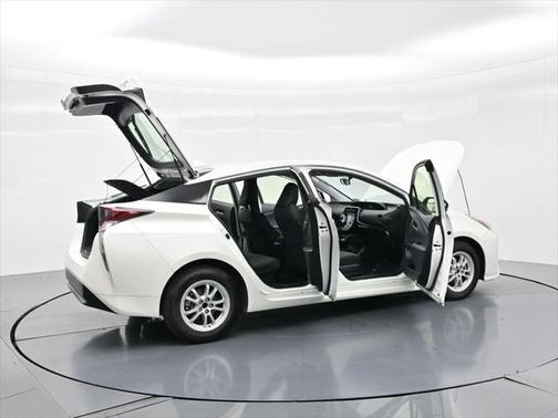 2016 Toyota Prius Two
