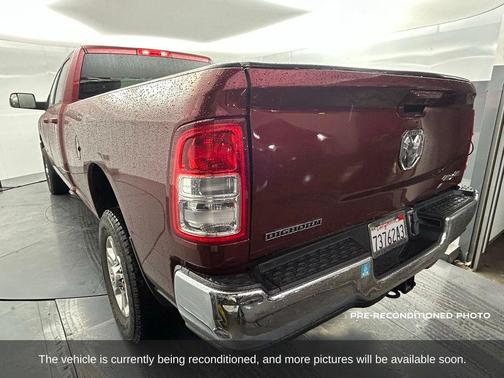 2020 RAM 2500 Big Horn Crew Cab 4X4 8' Box