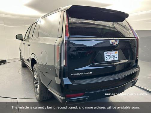 2022 Cadillac Escalade ESV Sport Platinum
