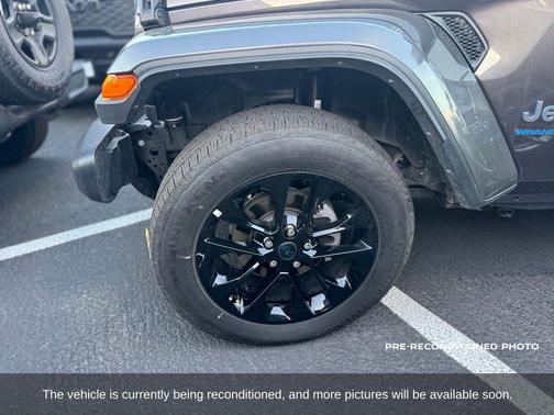 Granite Crystal Metallic Clearcoat 2025 Jeep Wrangler 4xe Sahara