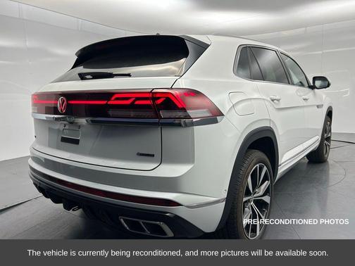 2024 Volkswagen Atlas Cross Sport 2.0T SEL Premium