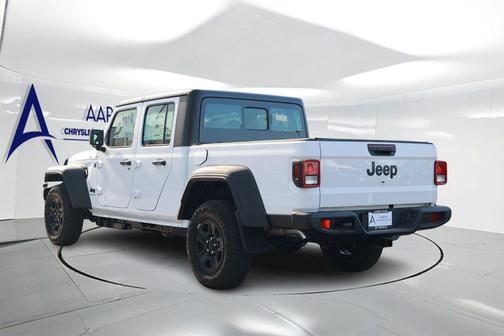 2026 Jeep Gladiator Sport