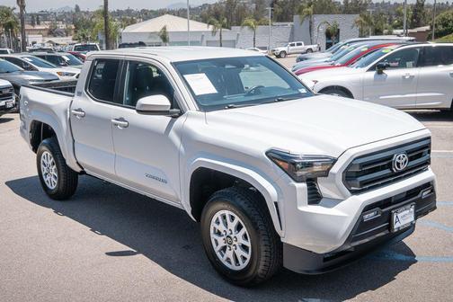 2024 Toyota Tacoma SR5
