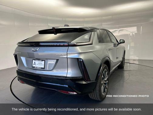 2025 Cadillac LYRIQ Sport