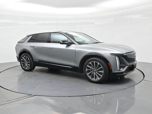2025 Cadillac LYRIQ Sport