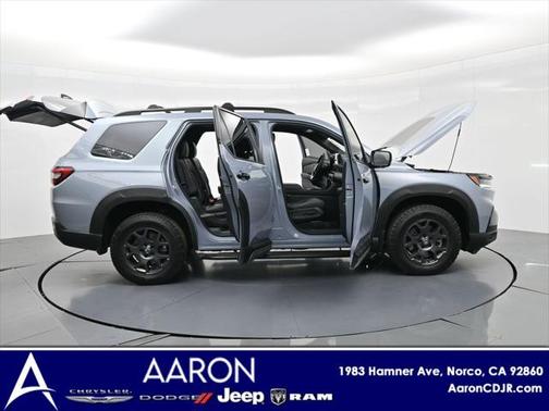 2023 Honda Pilot AWD TrailSport