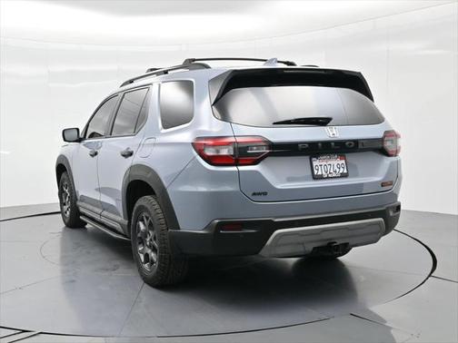 2023 Honda Pilot AWD TrailSport