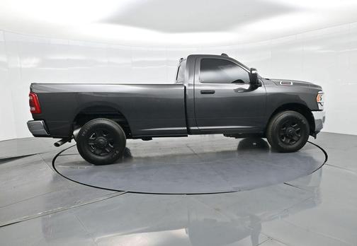 2023 RAM 2500 Tradesman Regular Cab 4x2 8' Box
