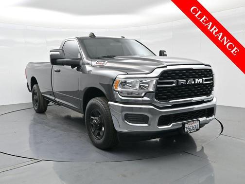 2023 RAM 2500 Tradesman Regular Cab 4x2 8' Box