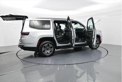 2022 Jeep Wagoneer Series III 4x4