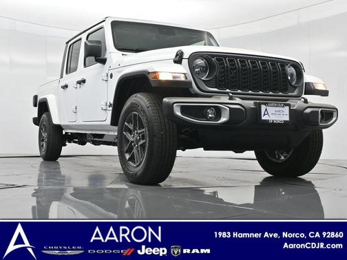 2025 Jeep Gladiator Sport S