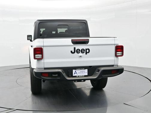 2025 Jeep Gladiator Sport S