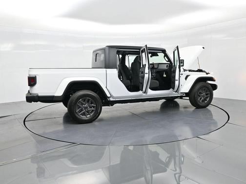 2025 Jeep Gladiator Sport S