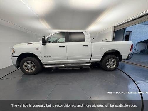 2023 RAM 2500 Big Horn Crew Cab 4x4 6'4' Box