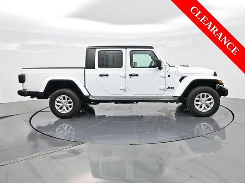 2023 Jeep Gladiator Sport S