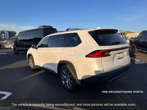 White 2024 Toyota Grand Highlander Limited