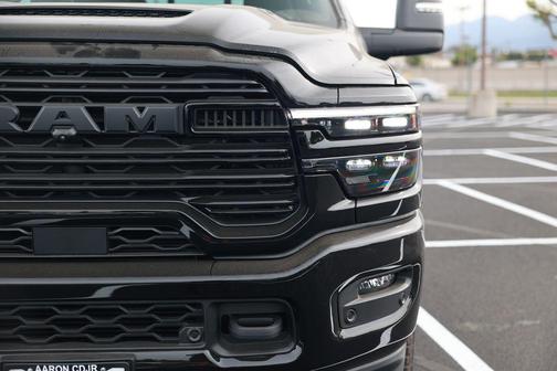 2026 RAM 3500 Laramie Crew Cab 4x4 6'4' Box