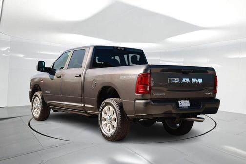 2026 RAM 3500 Laramie Crew Cab 4x4 6'4' Box