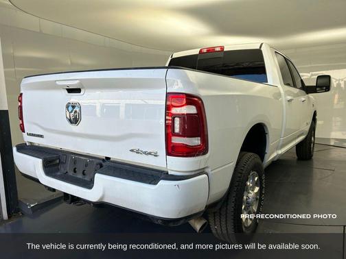 2024 RAM 2500 Laramie Crew Cab 4x4 6'4' Box