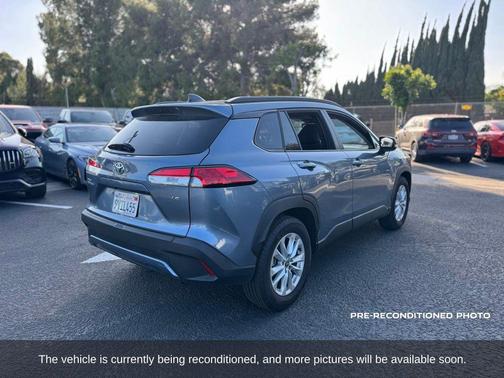 Celestite 2025 Toyota Corolla Cross LE