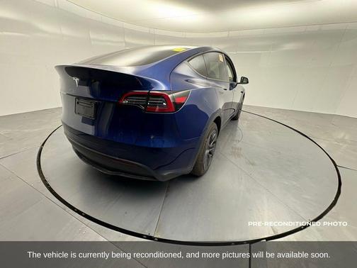 2025 Tesla Model Y Long Range Dual Motor Rear-Wheel Drive