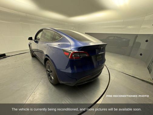 2025 Tesla Model Y Long Range Dual Motor Rear-Wheel Drive