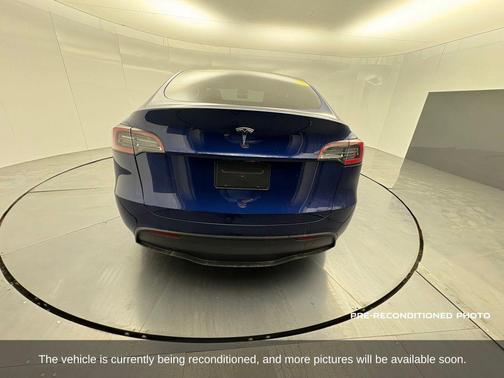 2025 Tesla Model Y Long Range Dual Motor Rear-Wheel Drive