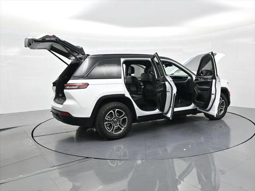 2023 Jeep Grand Cherokee 4xe Trailhawk