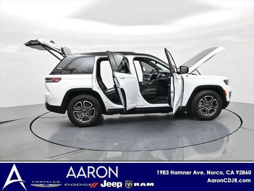 2023 Jeep Grand Cherokee 4xe Trailhawk